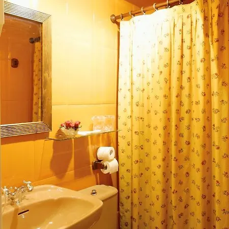 מלון Avenida Real