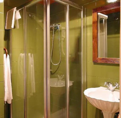 Hotel Avenida Real 2*